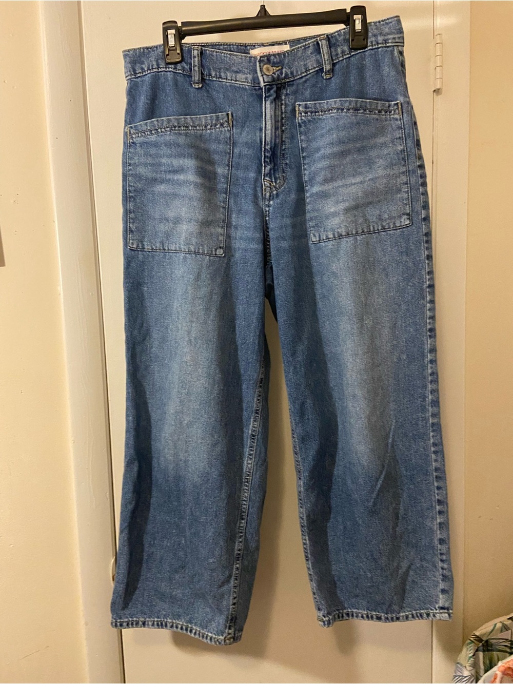 Lucky Brand Light Blue Relaxed Wide-Leg Jeans with Patch Pockets